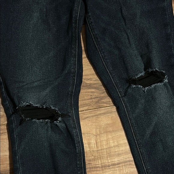 Women's Distressed Black Jeans - Picture 2 of 6